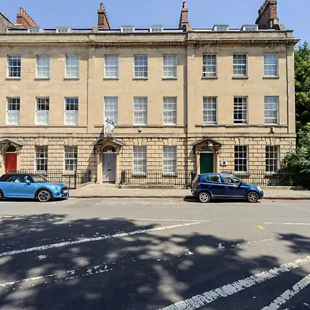 Garden View Flat By Cabot Circus With Free Parking *